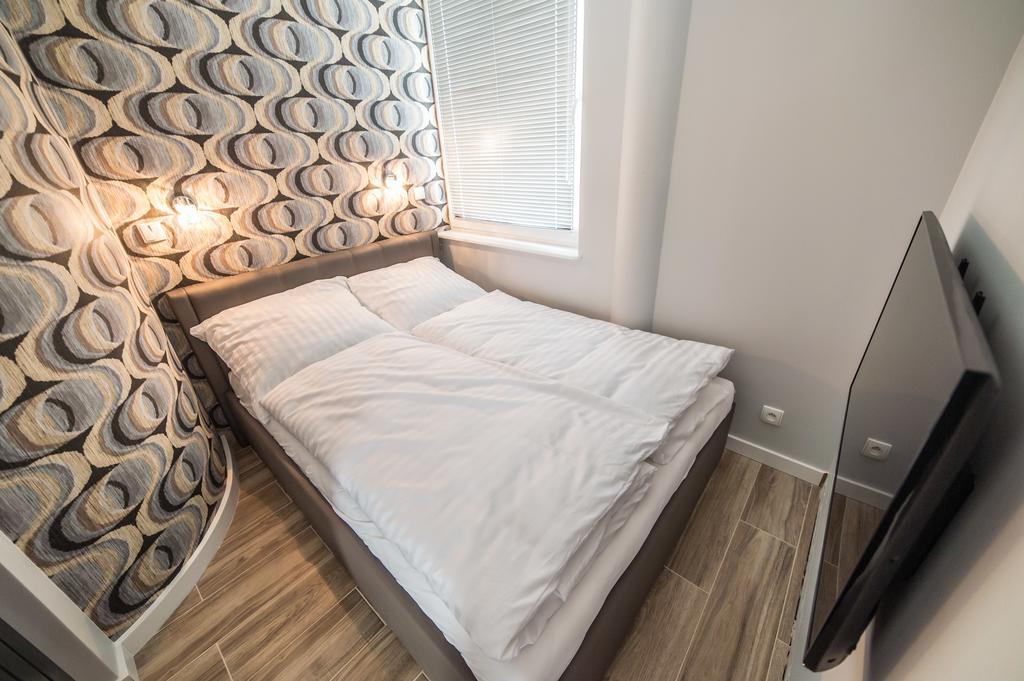 Silver One Apartments — Photos 1